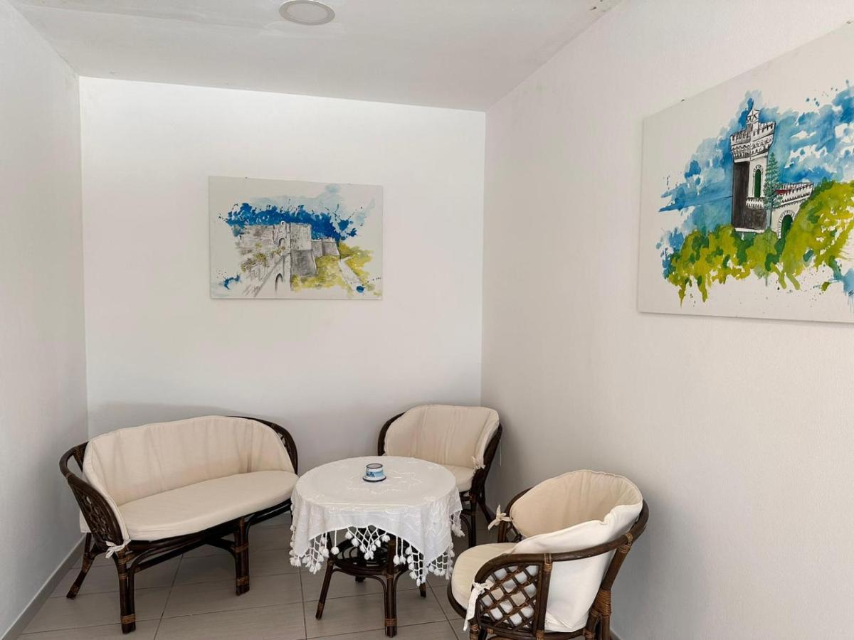 אגרופולי Hotel La Tombola מראה חיצוני תמונה